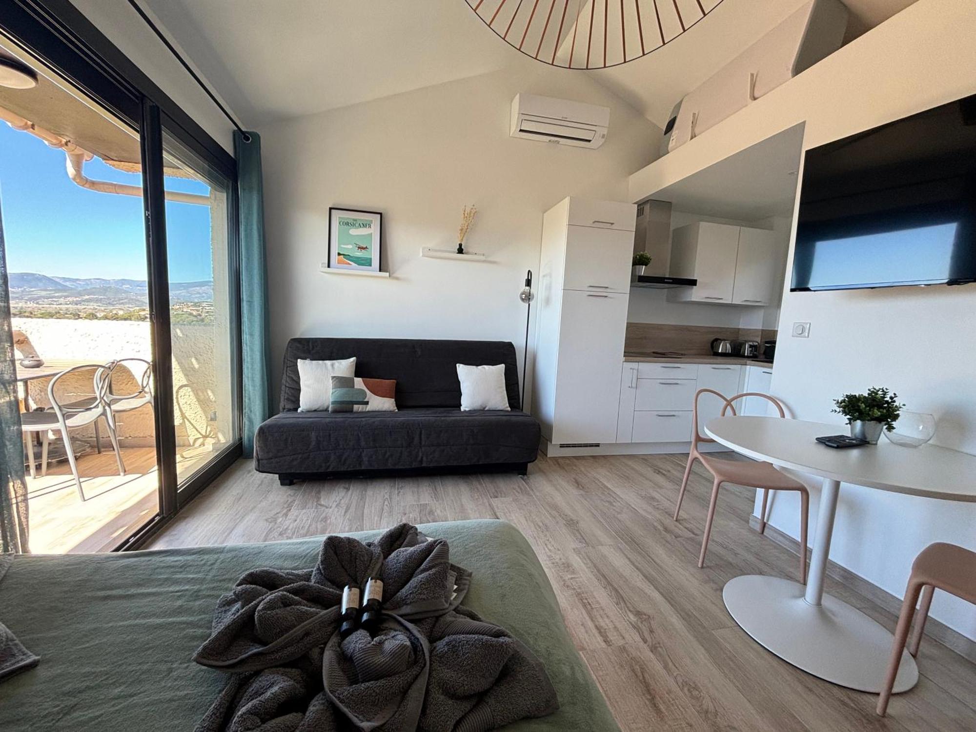 Studio Vue Mer A Porticcio Piscine Et Parking エクステリア 写真