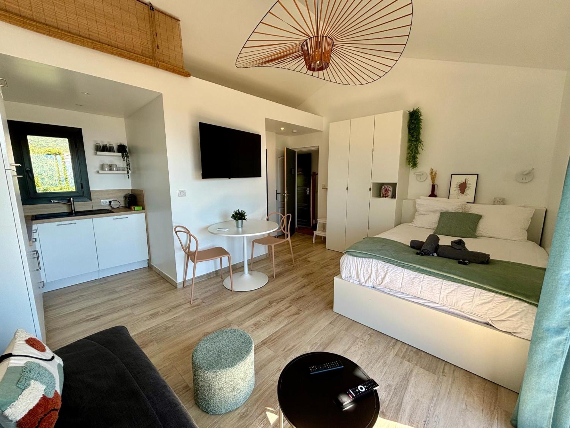 Studio Vue Mer A Porticcio Piscine Et Parking エクステリア 写真