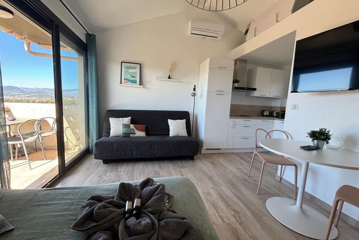 Studio Vue Mer A Porticcio Piscine Et Parking エクステリア 写真