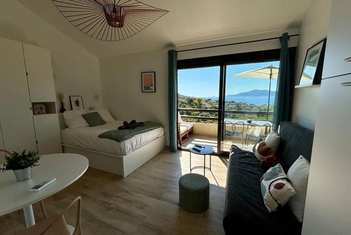 Studio Vue Mer A Porticcio Piscine Et Parking エクステリア 写真